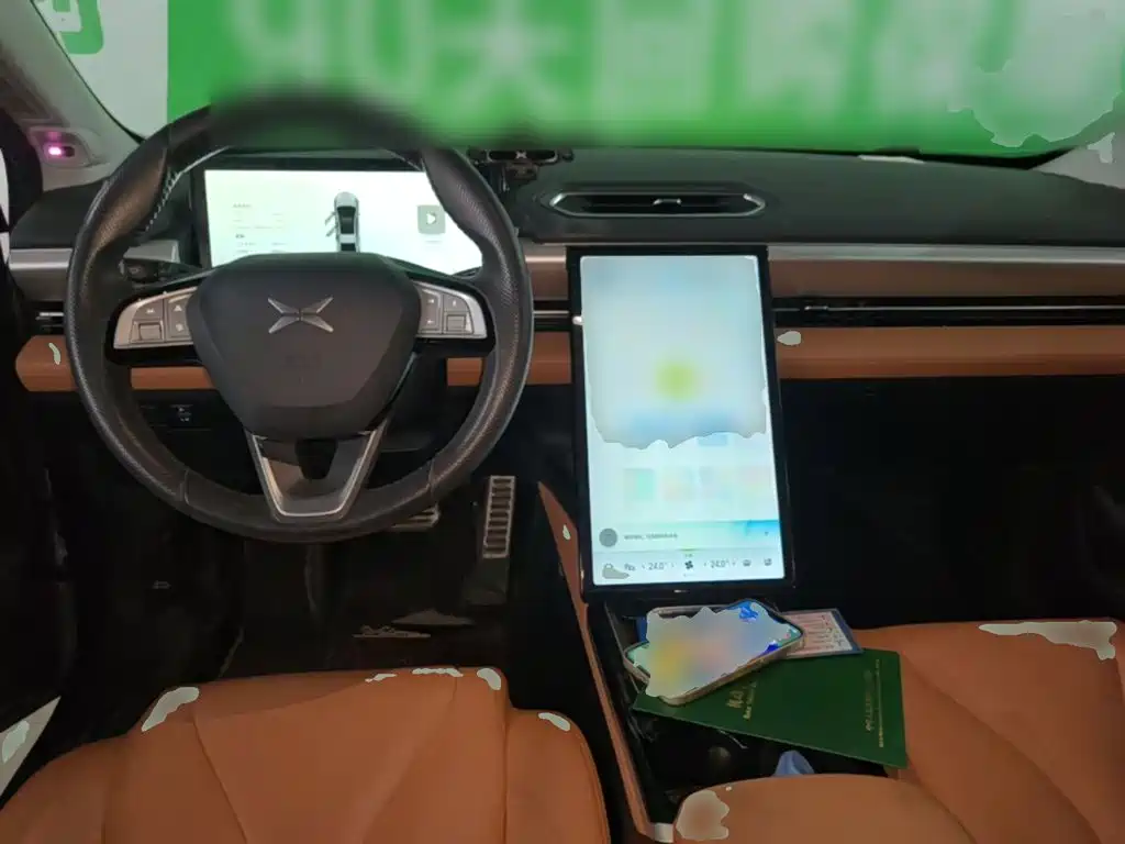 XPeng P5 — миниатюра 10