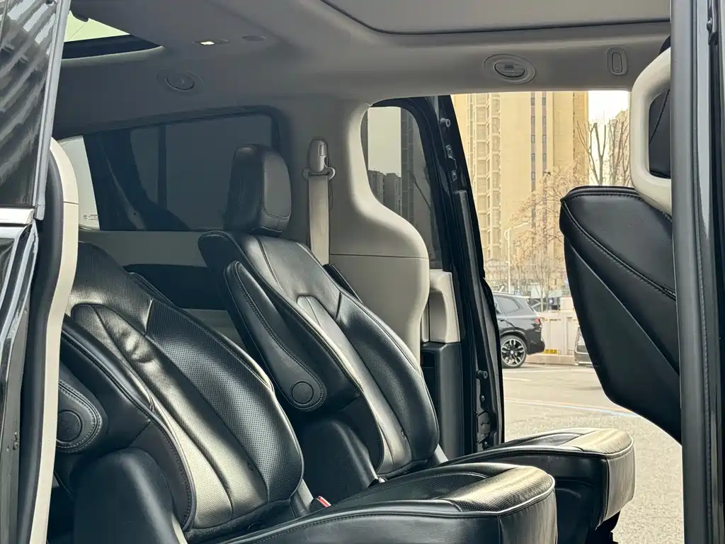 Chrysler Grand VoyagerPHEV PHEV 2019 3.6L