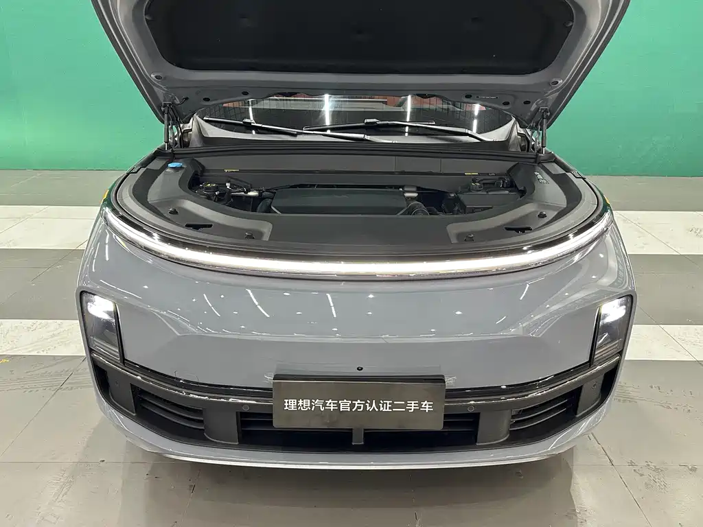 Li Auto Li L8 — миниатюра 12
