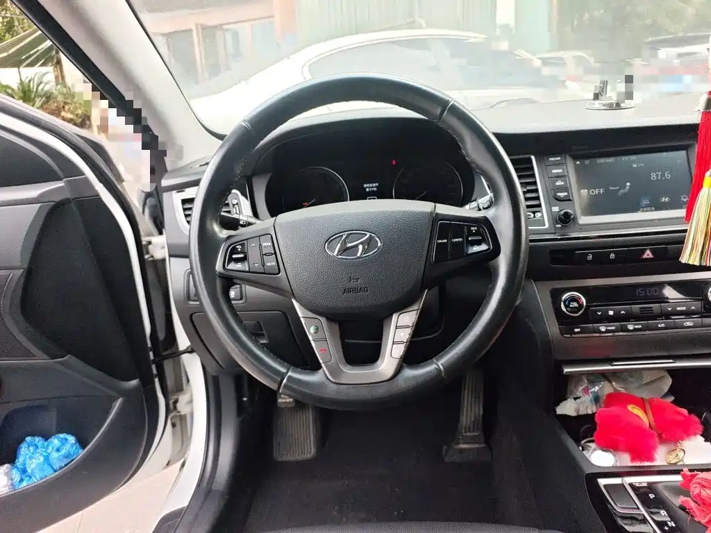 Hyundai Mistra — миниатюра 3