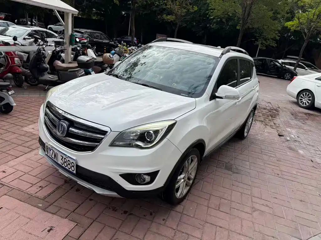 CHANGAN CS35