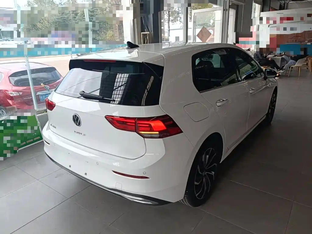 Volkswagen Golf — миниатюра 7