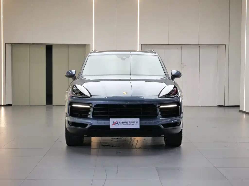 Porsche Cayenne — миниатюра 23