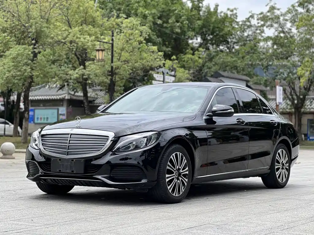 Mercedes-Benz C-Class 2018