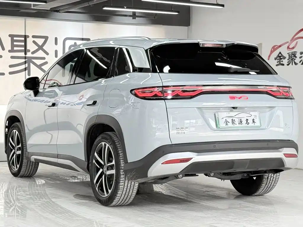BYD L DM-i — миниатюра 4