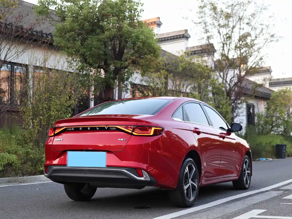 Geely Emgrand L — миниатюра 4