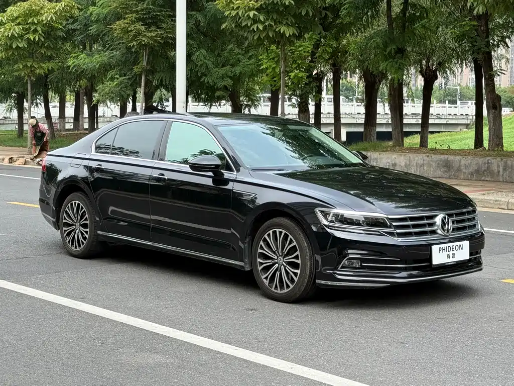 Volkswagen Phideon — миниатюра 3
