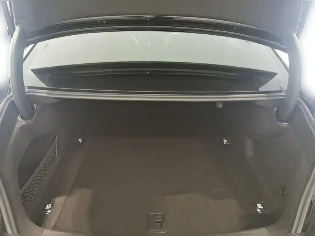 Audi A6L — миниатюра 24