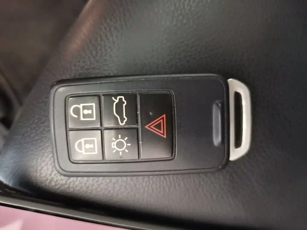 Volvo XC60 — миниатюра 9