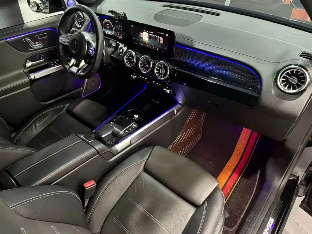 Mercedes-Benz GLB AMG — миниатюра 19