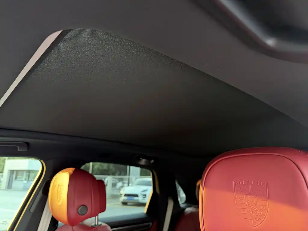Porsche Cayenne Hybrid — миниатюра 7