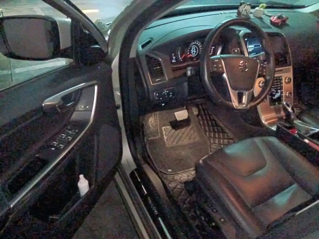 Volvo XC60 — миниатюра 17