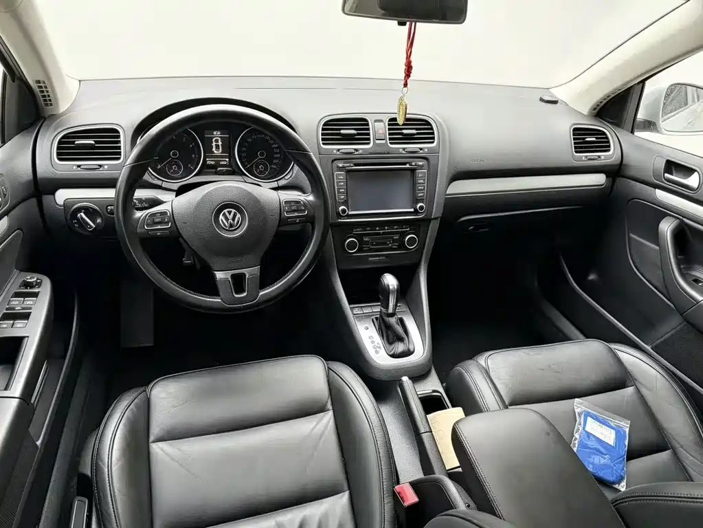Volkswagen Golf (Import) — миниатюра 6