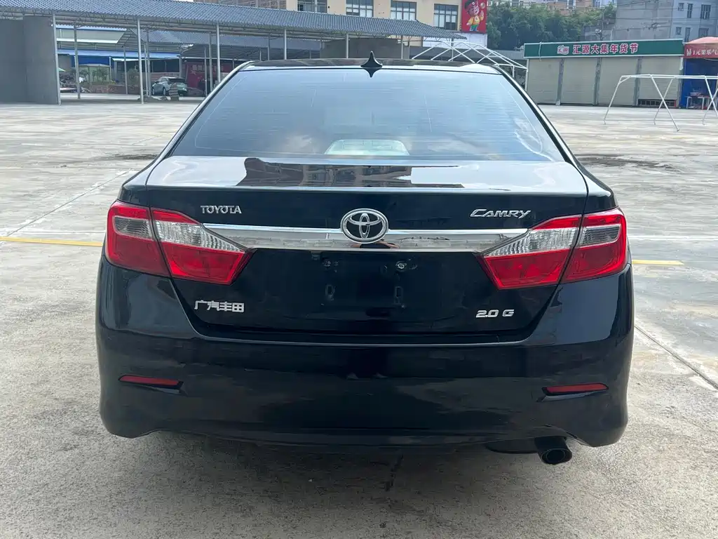 Toyota Camry — миниатюра 15