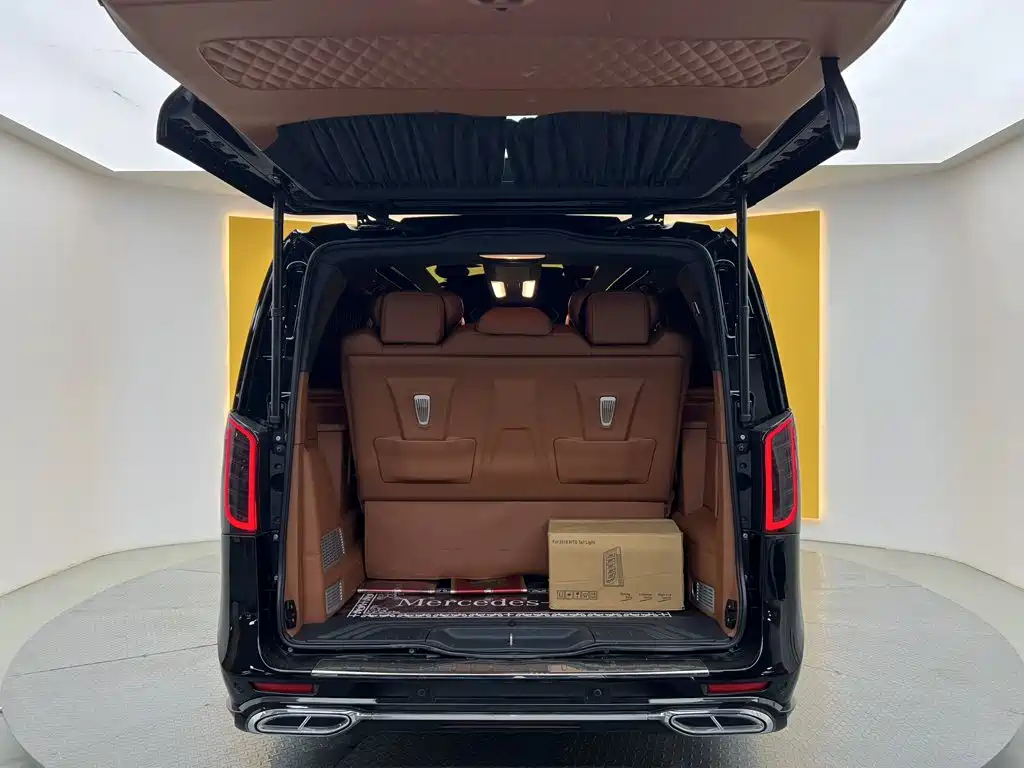 Mercedes-Benz Vito — миниатюра 12