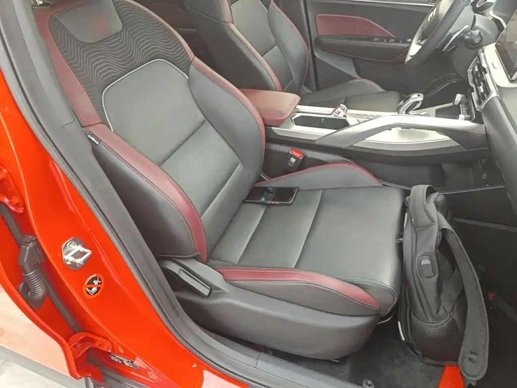 Geely Binyue — миниатюра 25