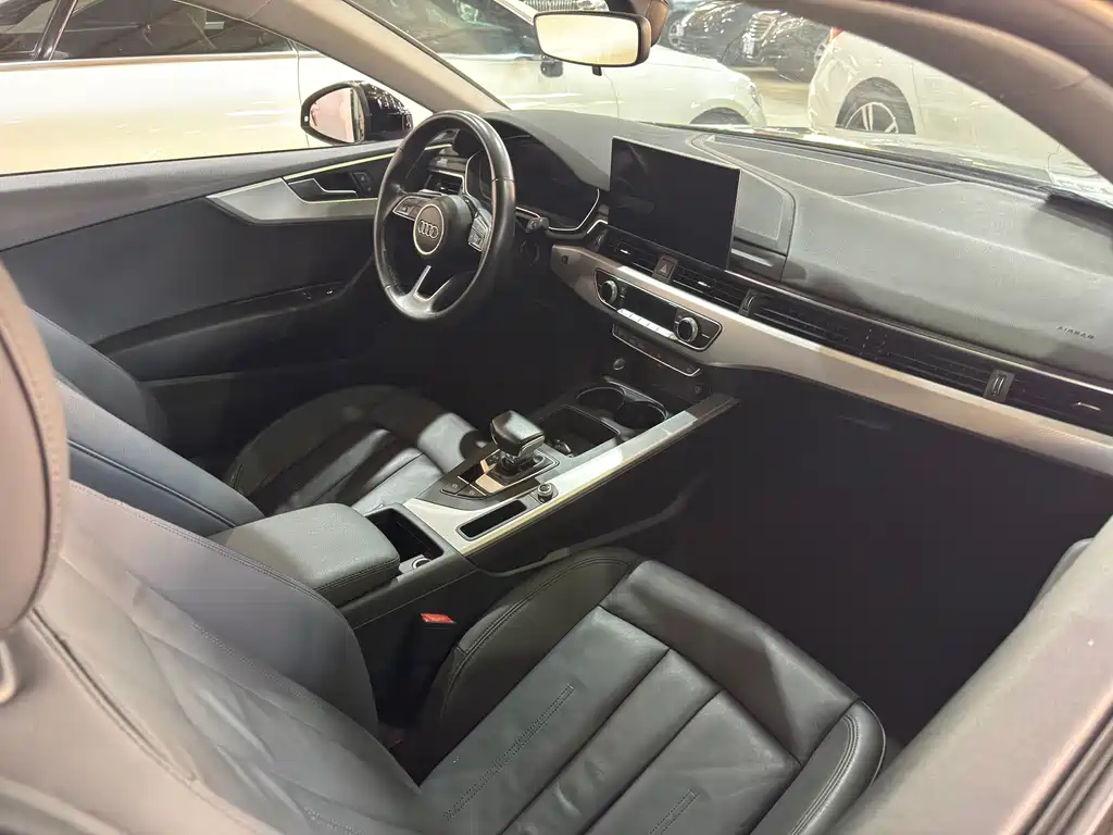 Audi A5 (Import) — миниатюра 5