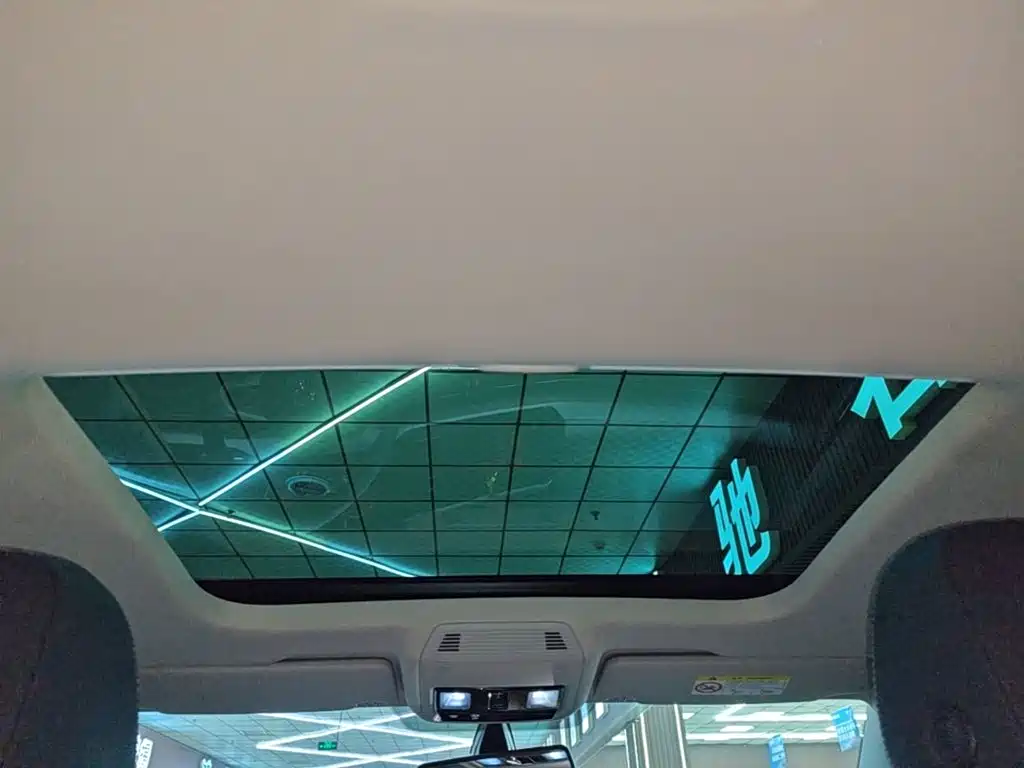 Volkswagen Golf — миниатюра 18