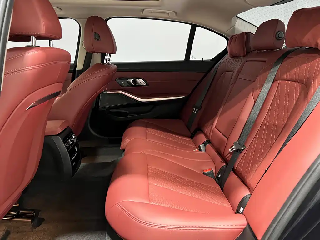 BMW 3 Series — миниатюра 11