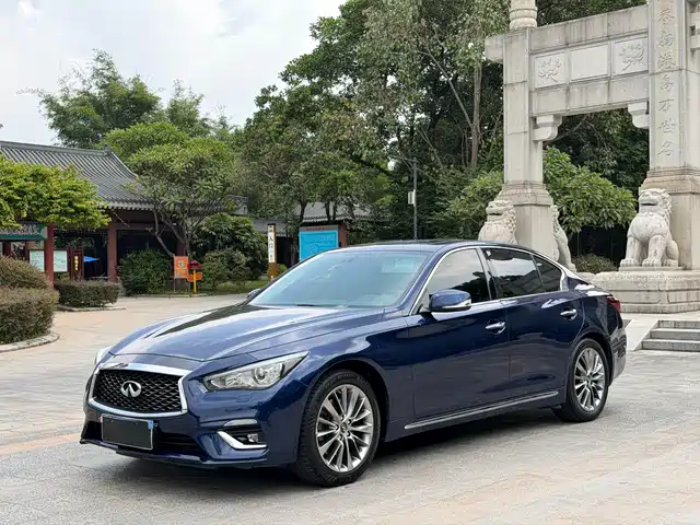 INFINITI  Q50L 2019