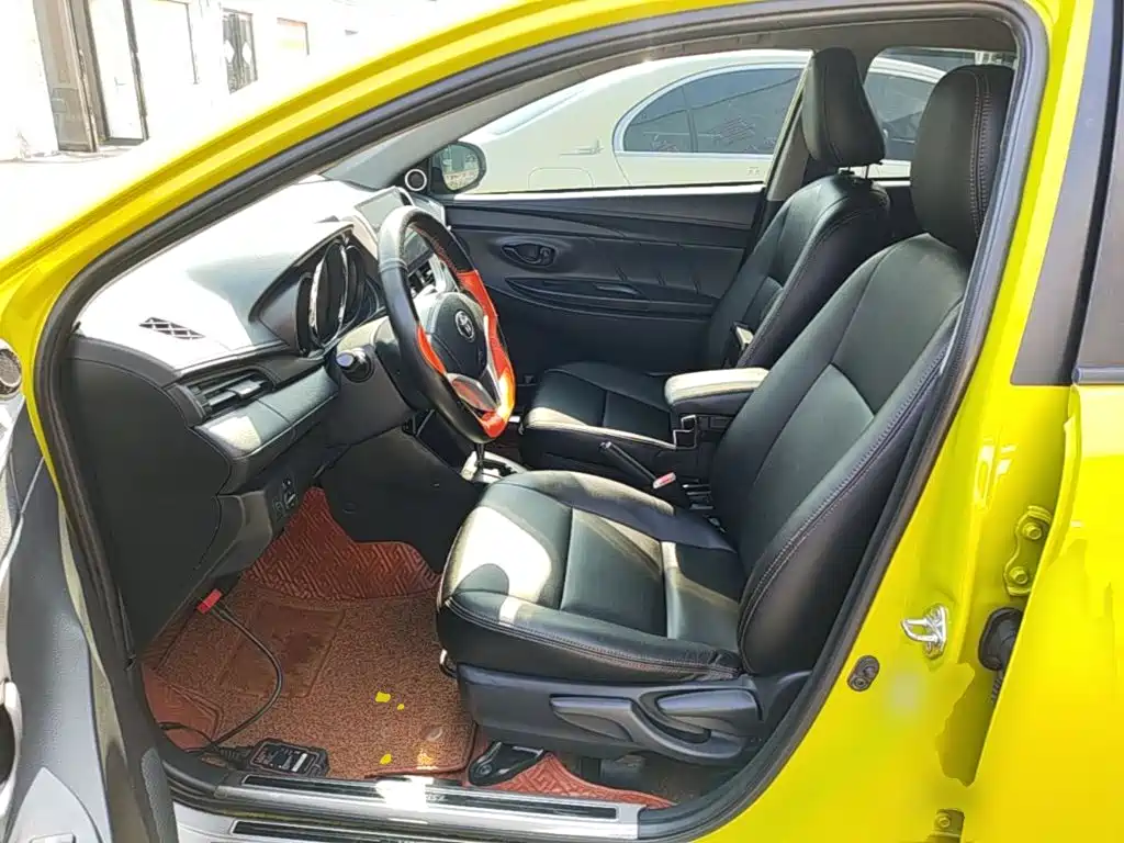 Toyota Yaris L — миниатюра 15