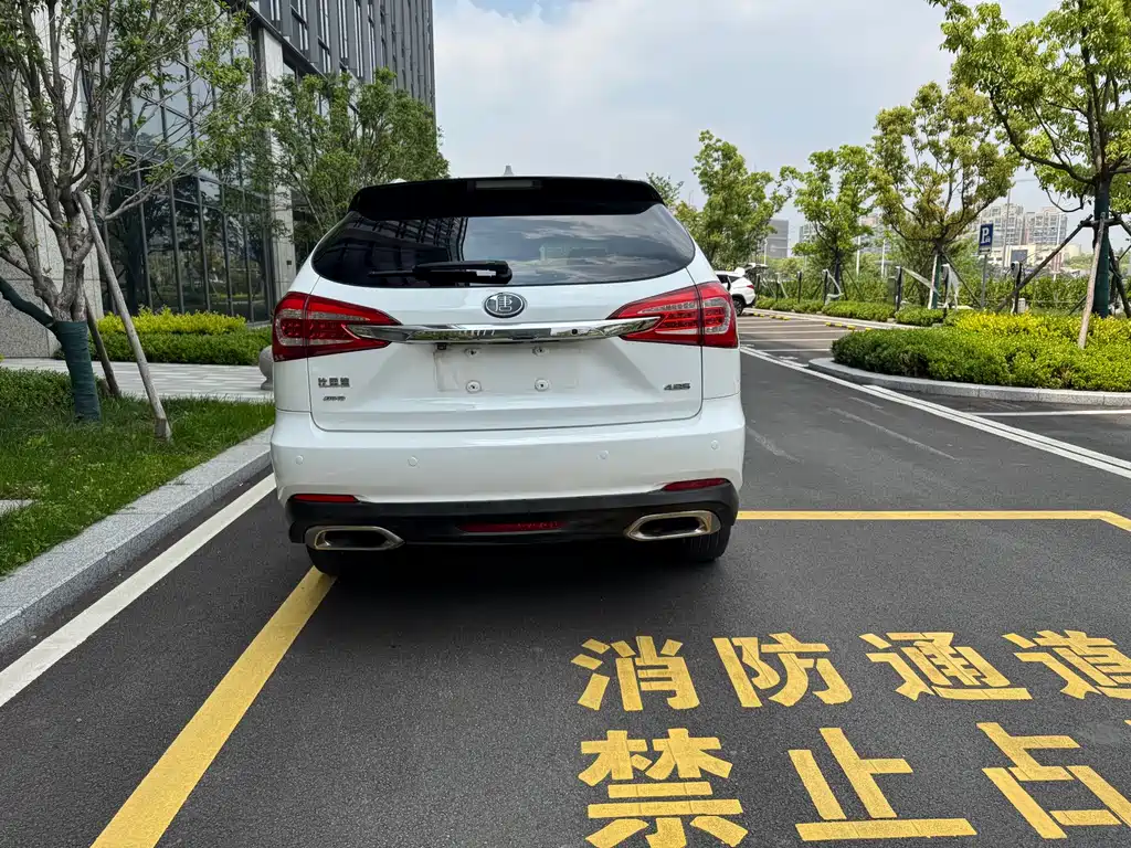 BYD Tang 2017 2.0T