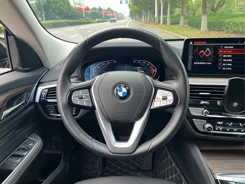 BMW 6 Series GT — миниатюра 13