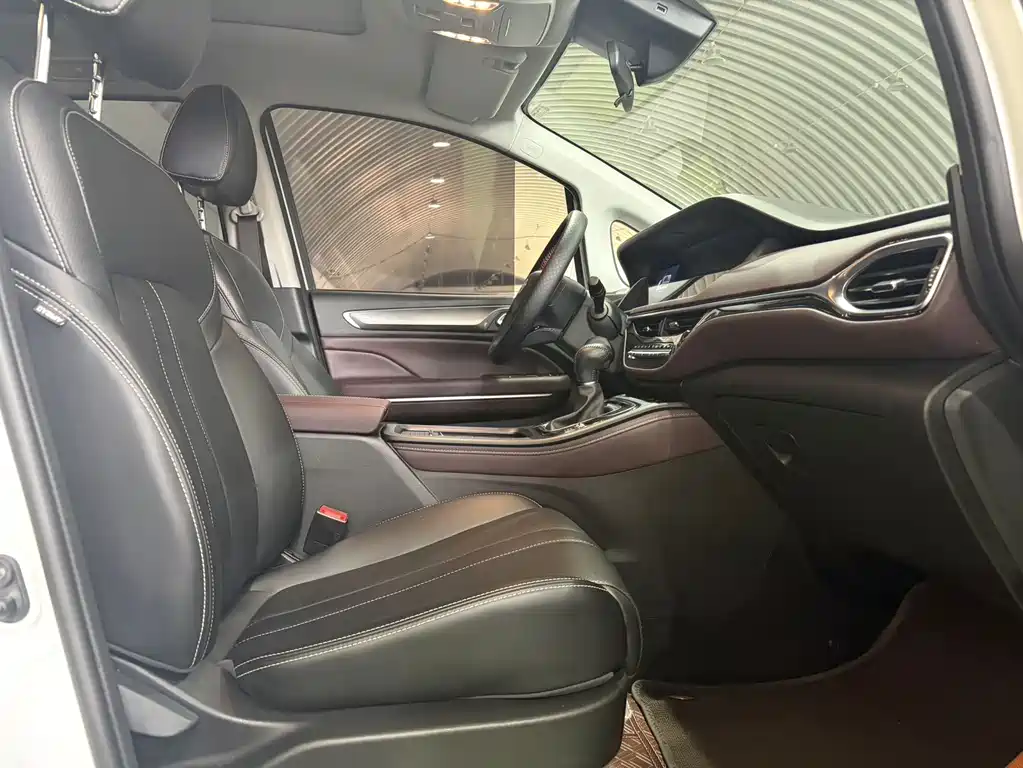 GAC Motor Trumpchi M6 — миниатюра 6