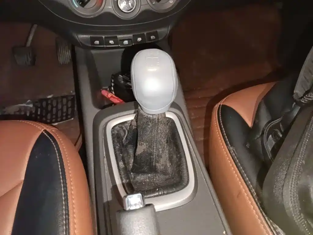 Chevrolet Sail — миниатюра 14