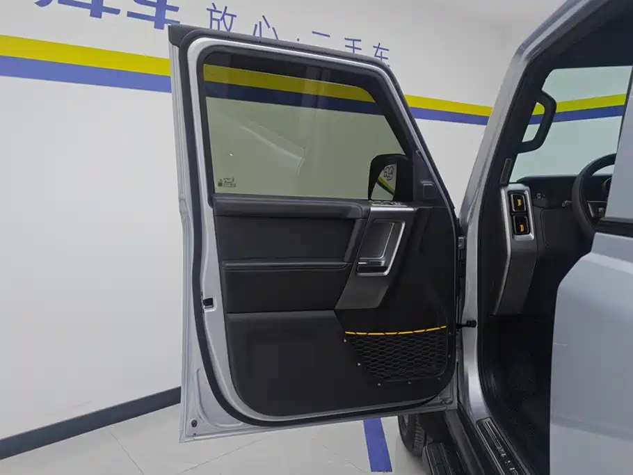 iCAR Автомобиль SuperV23 — миниатюра 7