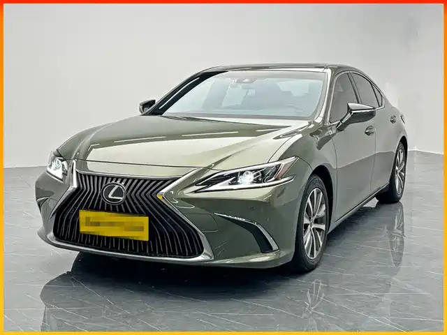 LEXUS  ES 2020