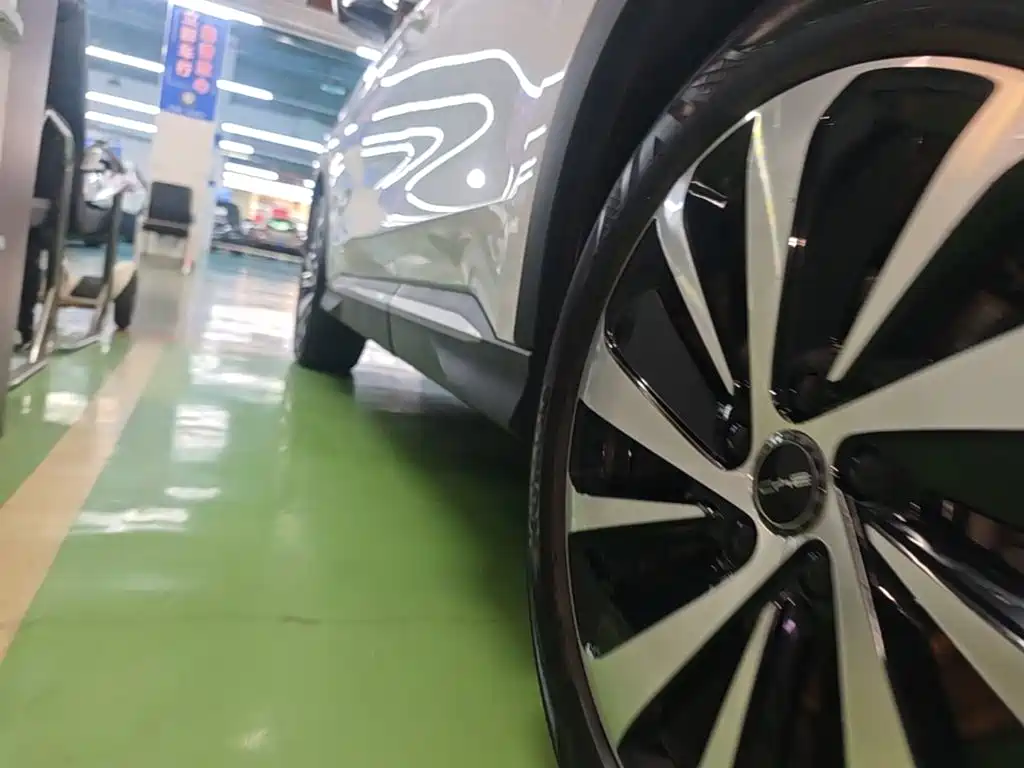 BYD PLUS New Energy — миниатюра 22