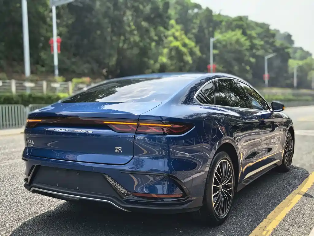 BYD Han — миниатюра 8