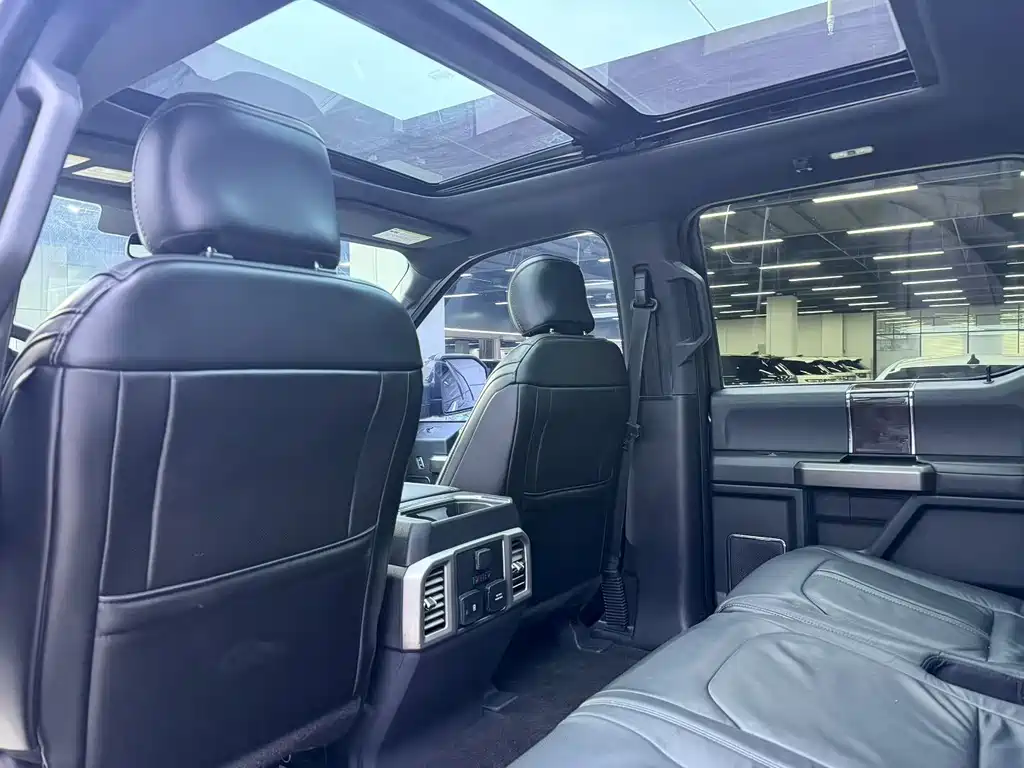 Ford F-150 Raptor — миниатюра 5