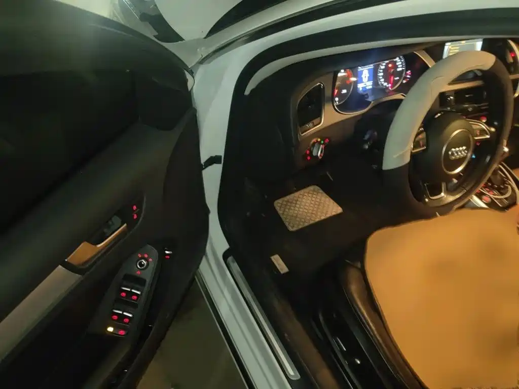 Audi A4L — миниатюра 14