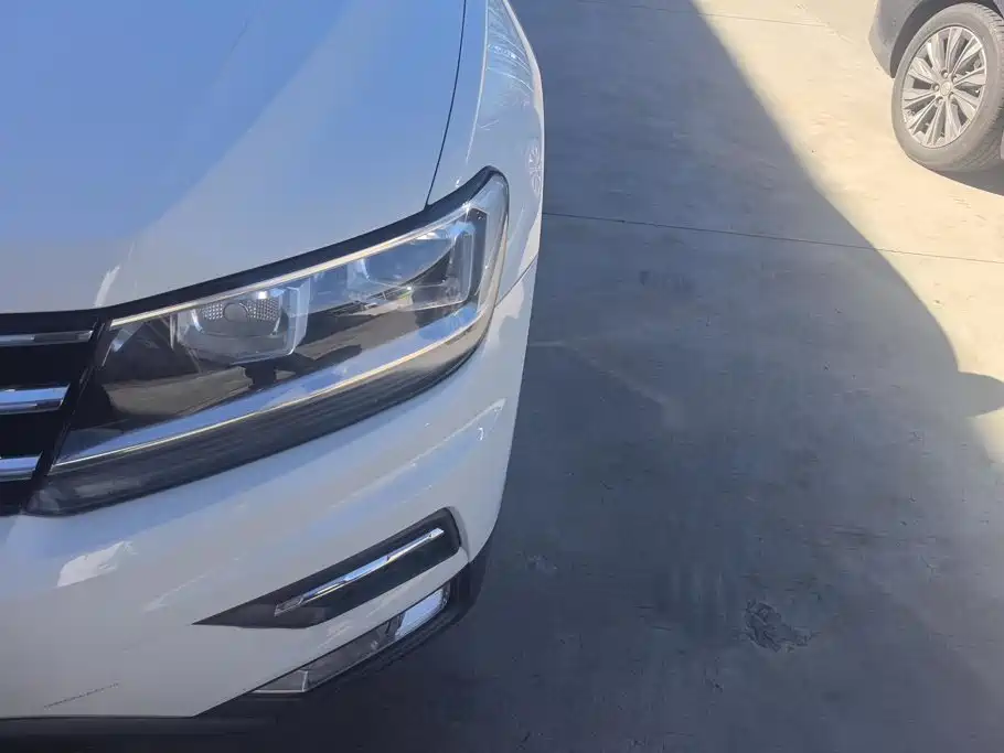 Volkswagen Tiguan L — миниатюра 5