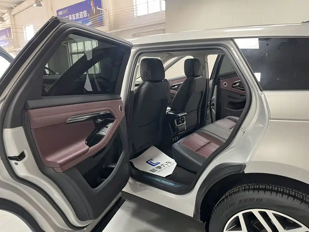 Land Rover Evoque — миниатюра 13