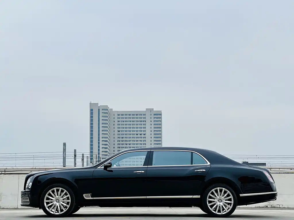 Bentley Mulsanne — миниатюра 15
