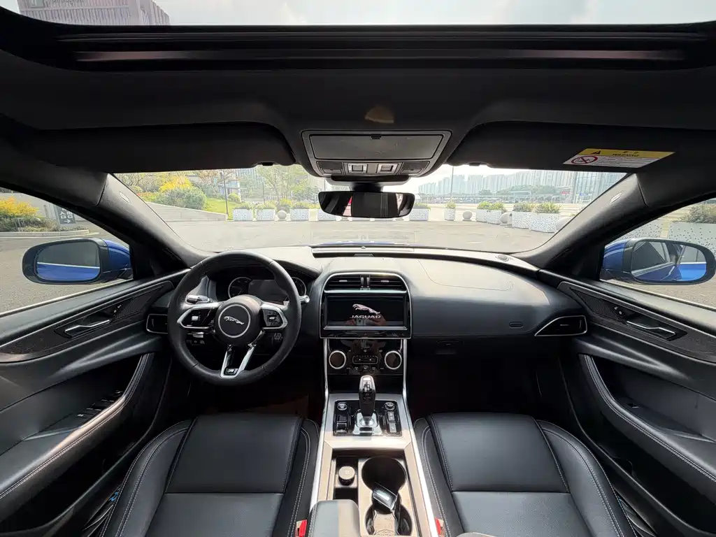 Jaguar XEL — миниатюра 15