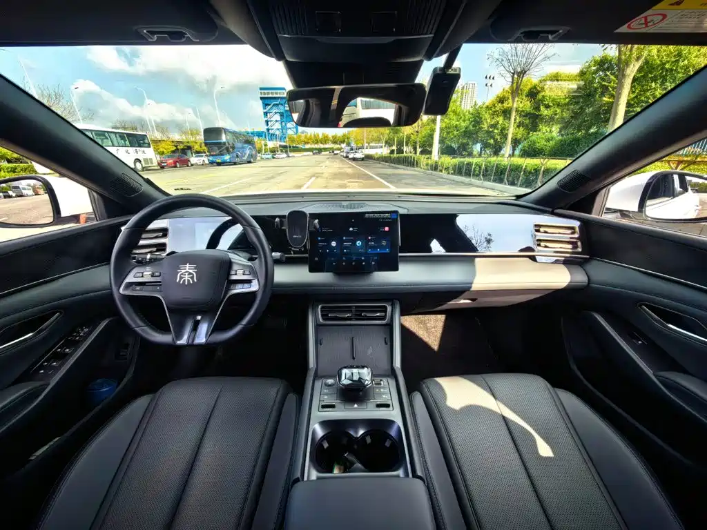 BYD Qin L — миниатюра 4