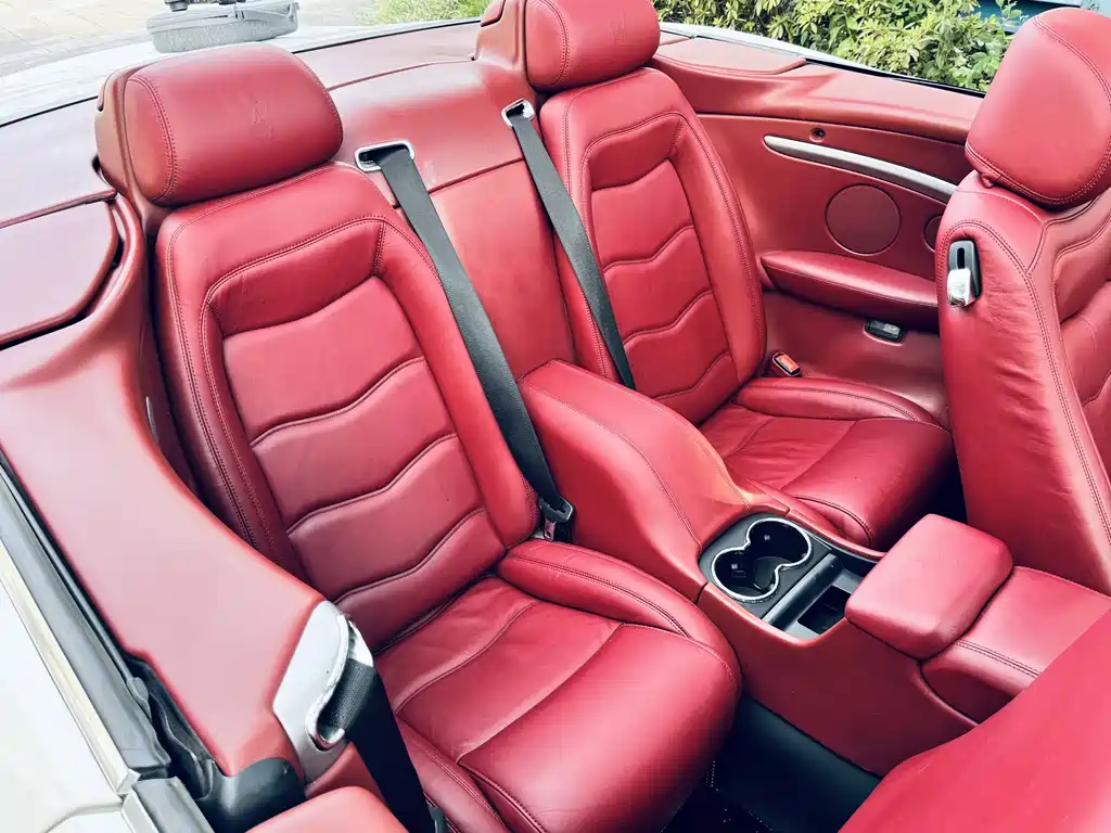 Maserati GranCabrio — миниатюра 10