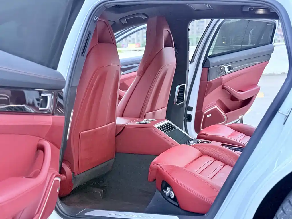 Porsche Panamera — миниатюра 6