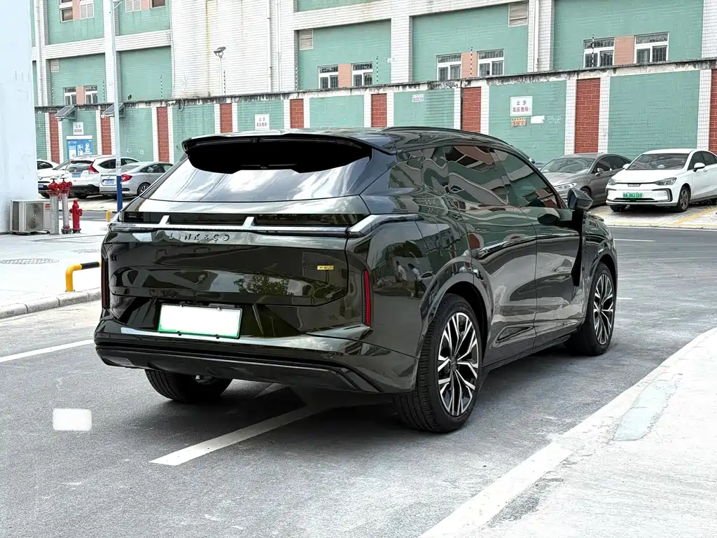 Lynk & Co 08 EM-P — миниатюра 4