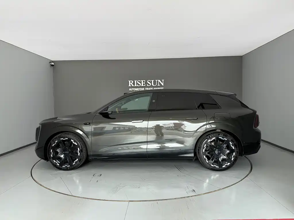 Audi E7X — миниатюра 12