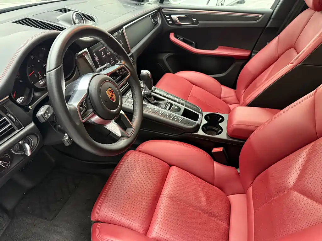 Porsche Macan — миниатюра 6