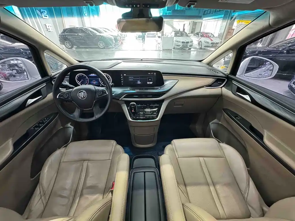 Buick GL8 — миниатюра 9