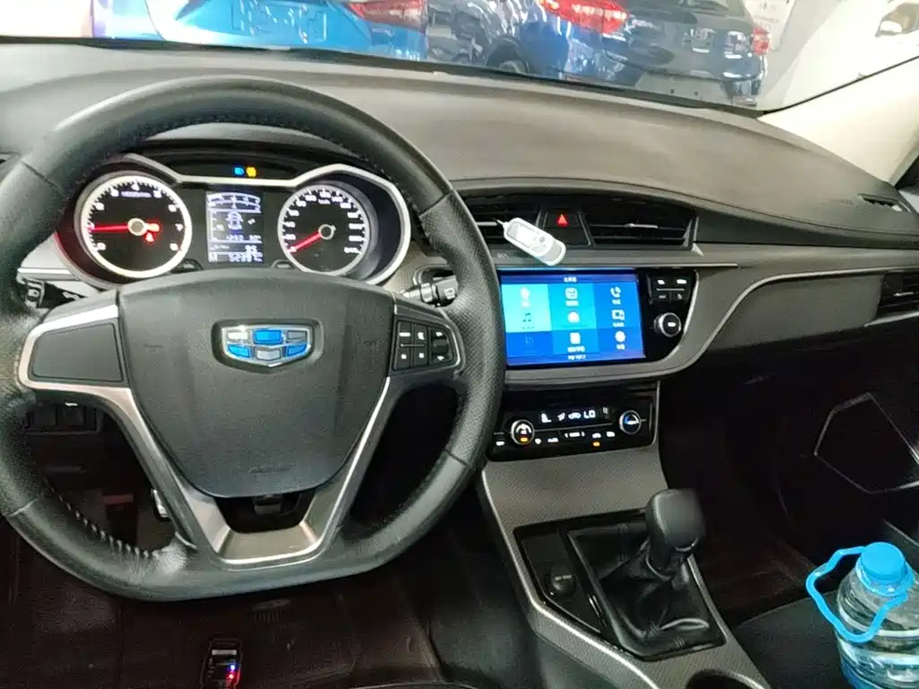 Geely Emgrand GS — миниатюра 10