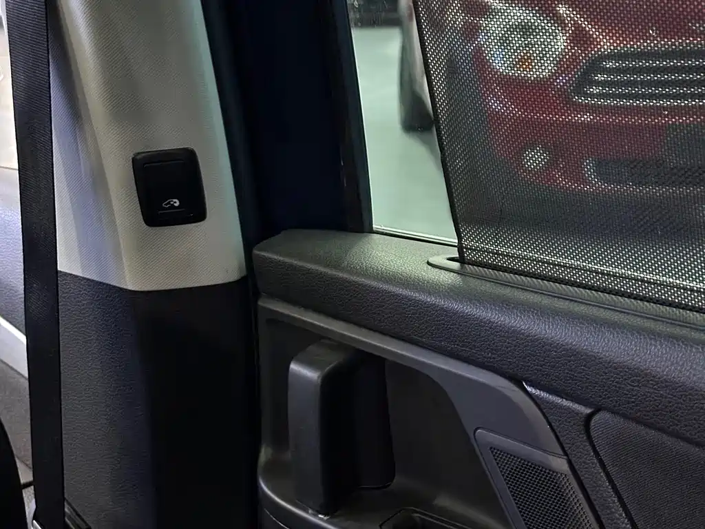 Volkswagen Sharan — миниатюра 24