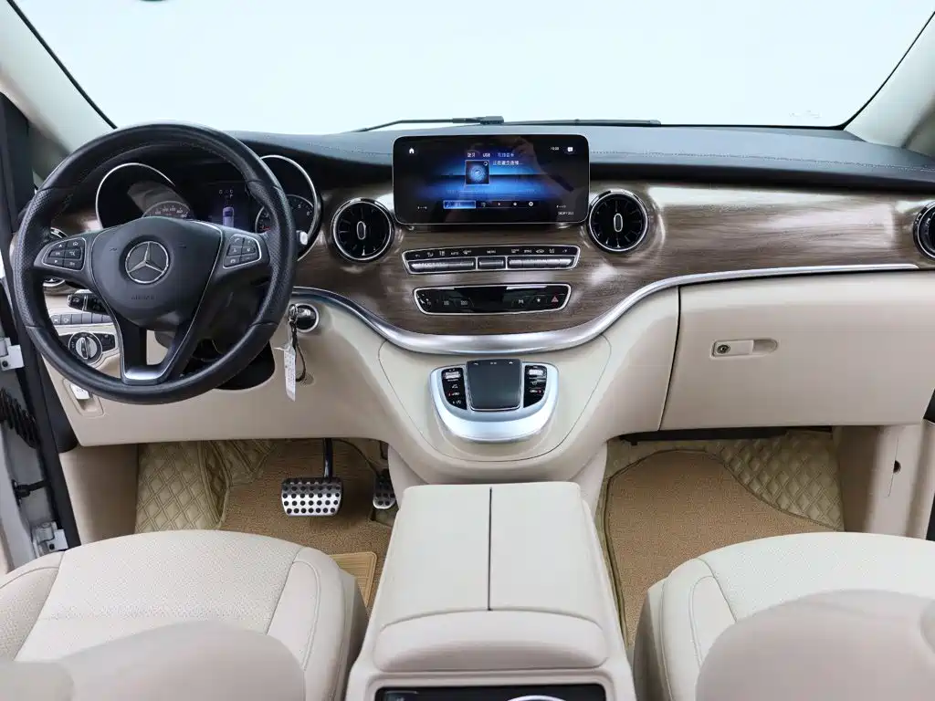 Mercedes-Benz V-Class — миниатюра 14