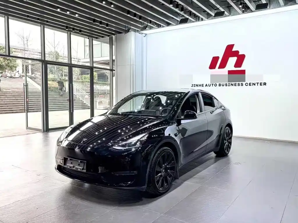 Tesla Model Y 2022